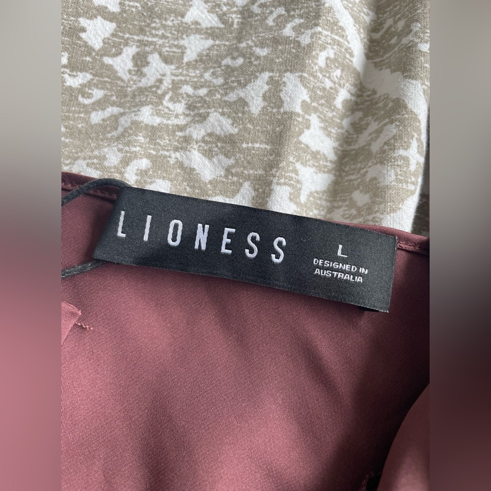 NWT Lioness Mariah Cami Top Brown Size 8 - Picture 7 of 7